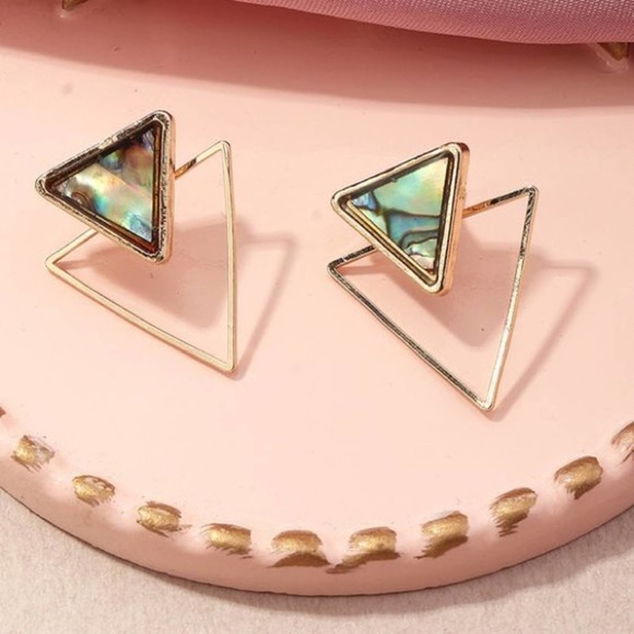 Stacked Gold and Marbled Triangle Stud Earrings - Picture 3 of 7